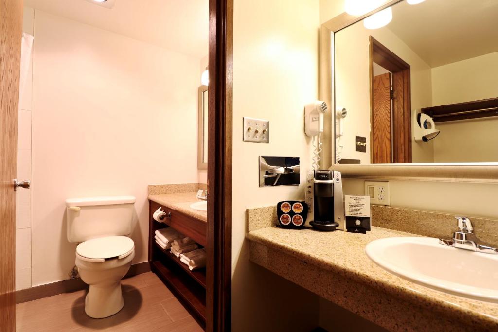 Best Western Chieftain Inn