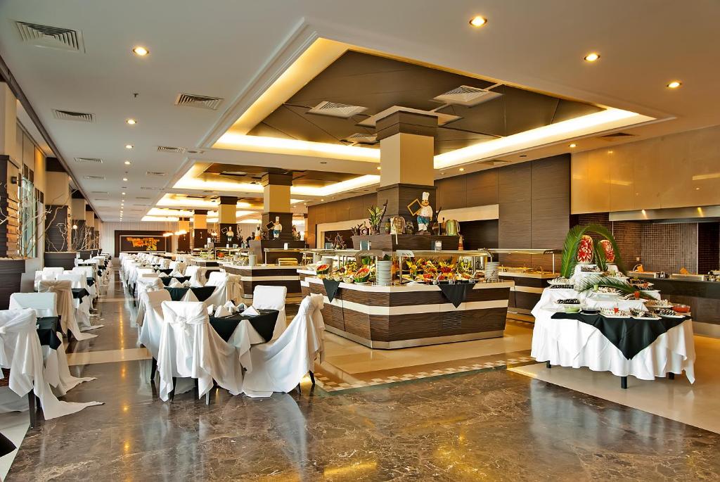 Imperial Sunland Resort Hotel