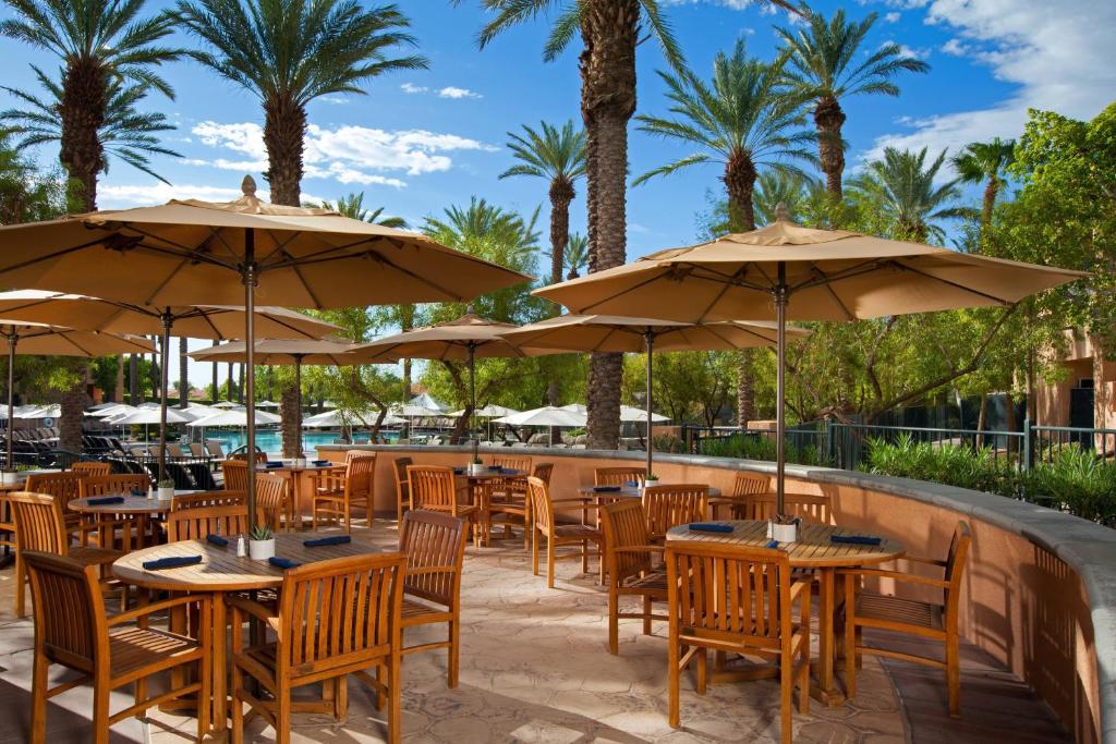 The Westin Mission Hills Resort Villas