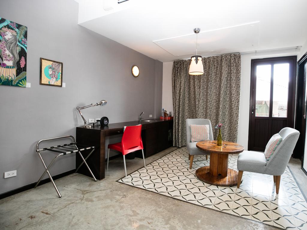 Tantalo Hotel / Kitchen / Roofbar