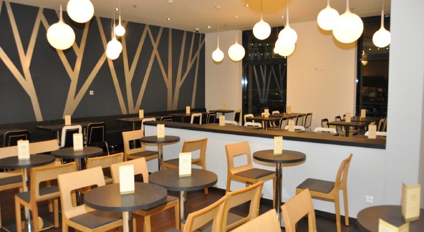 Leonardo Hotel Vienna Hauptbahnhof (Formerly Star Inn Hotel Premium Wien Hauptbahnhof)