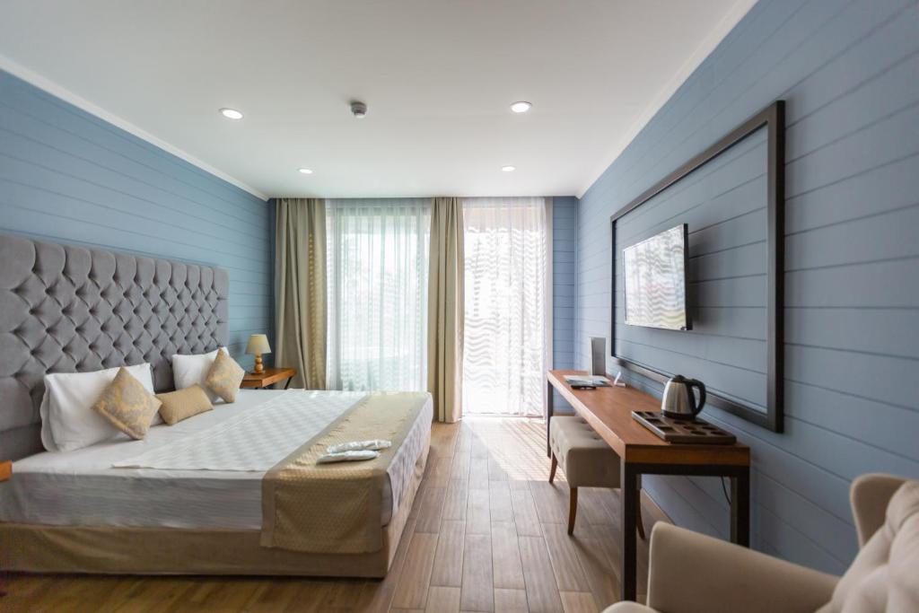 Risus Beach Resort Hotel Kusadasi