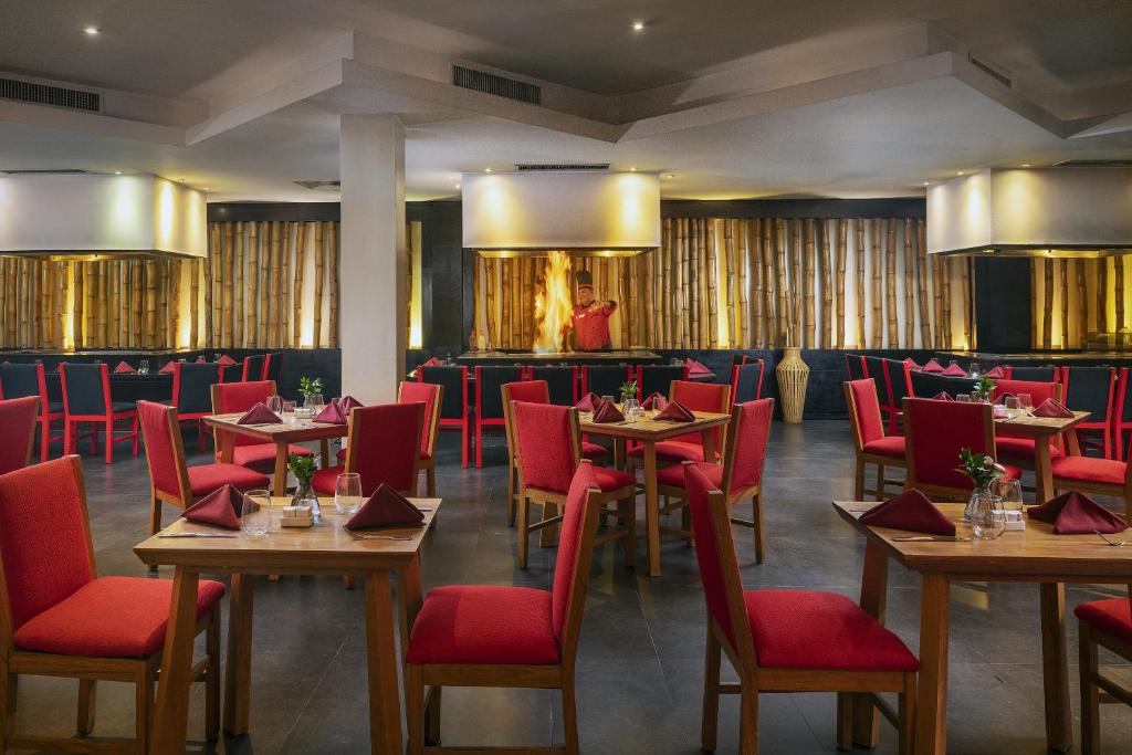 Jewel Palm Beach- All Inclusive Beach Resort
