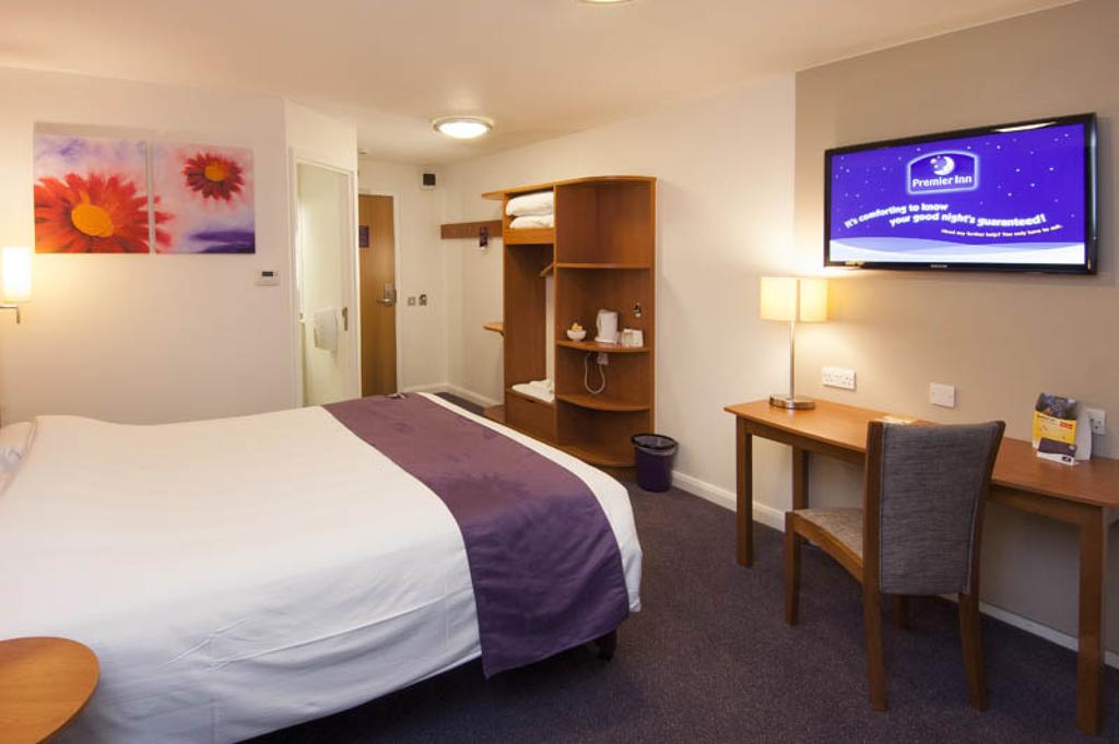 Premier Inn London Docklands Excel Hotel (Formerly Premier Travel Inn)