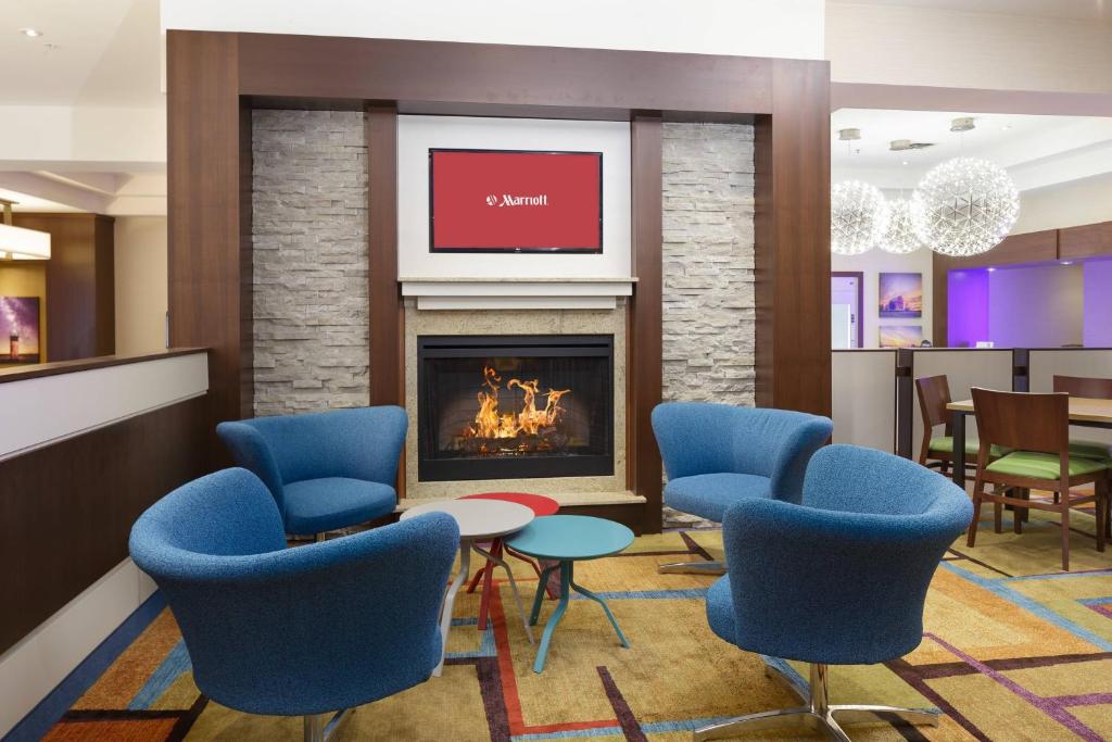 Fairfield Inn & Suites Belleville