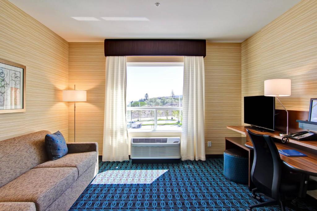 Fairfield Inn and Suites Kamloops