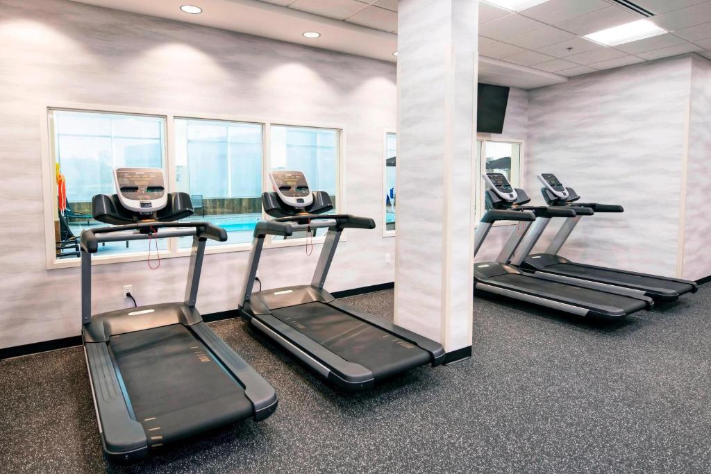 Fairfield Inn & Suites Ottawa Airport
