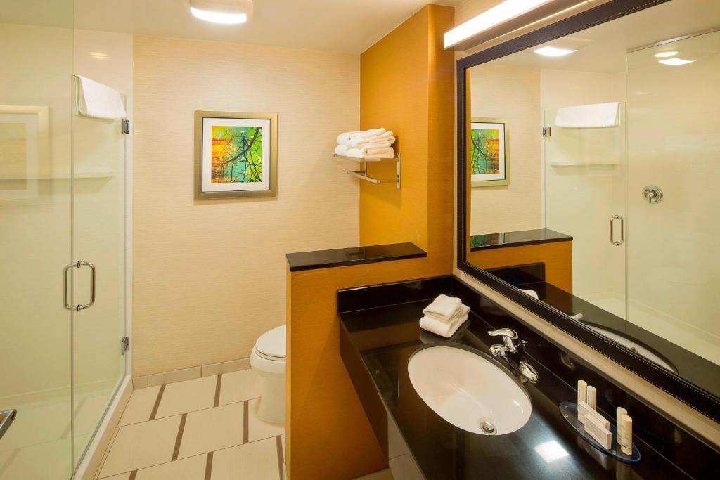 Fairfield Inn & Suites Monaca