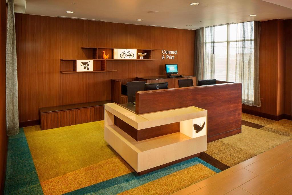 Fairfield Inn & Suites Monaca