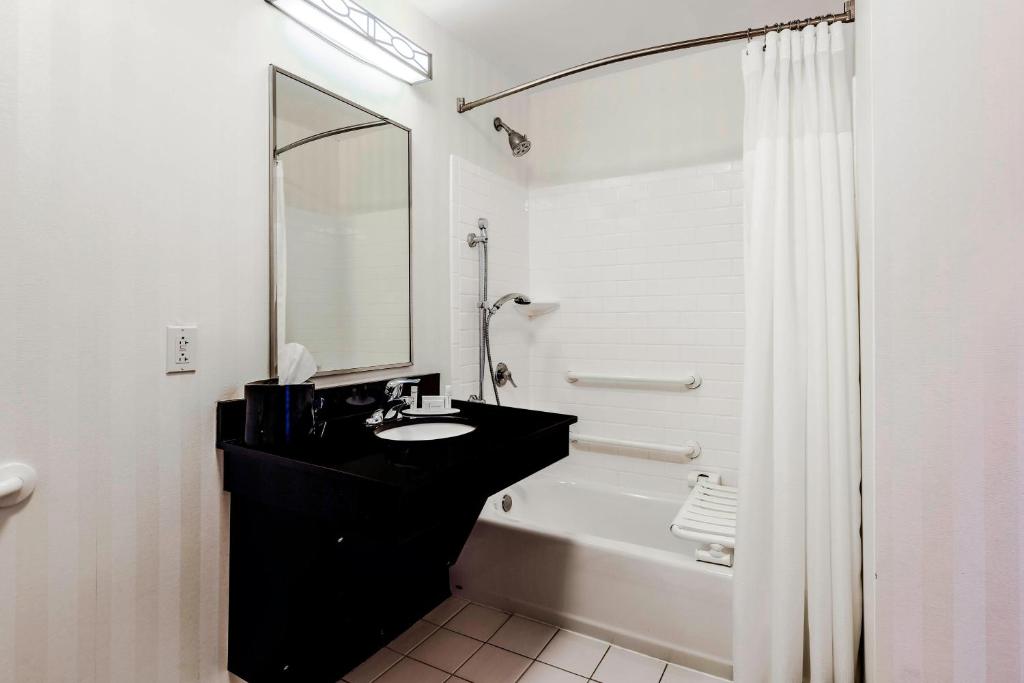Fairfield Inn & Suites Wilkes-Barre Scranton