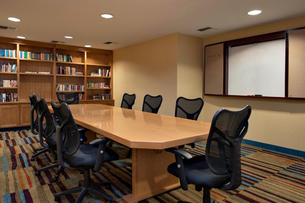 Fairfield Inn & Suites Santa Rosa Sebastopol