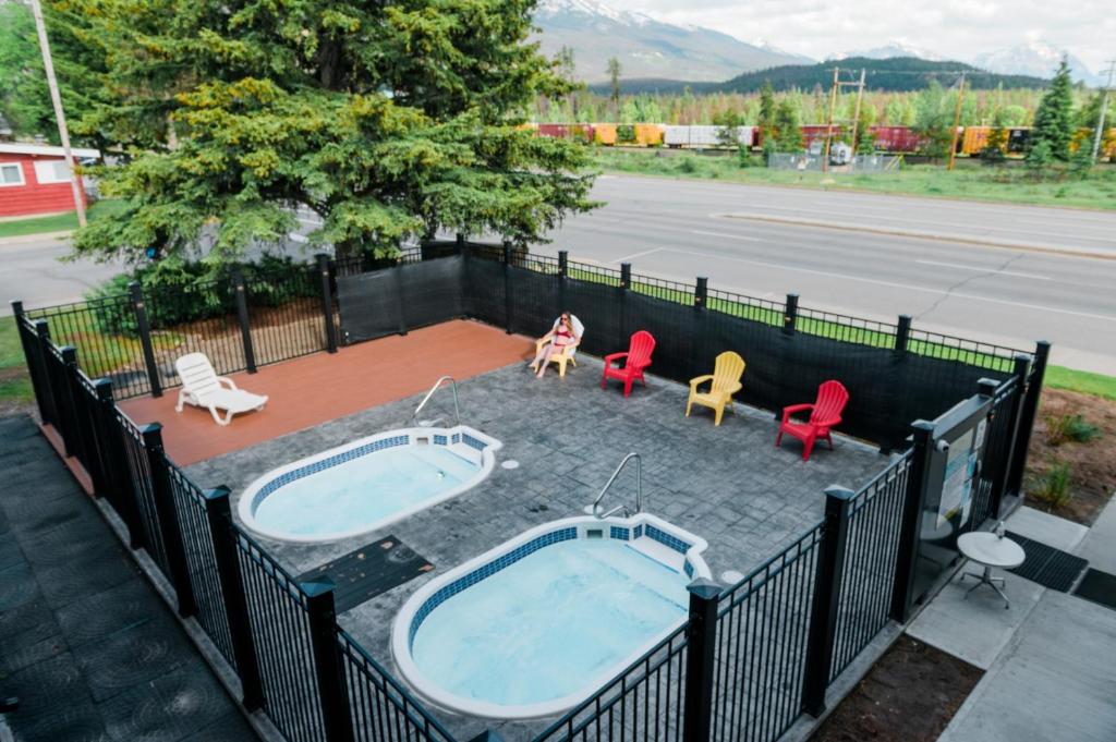 Mount Robson Inn