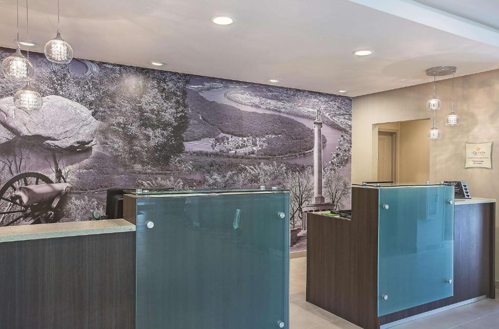 La Quinta Inn & Suites by Wyndham Chattanooga - Lookout Mtn