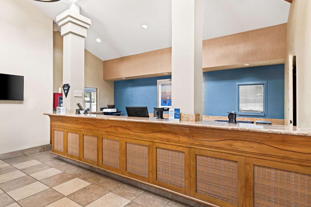 Best Western Chula Vista/Otay Valley Hotel