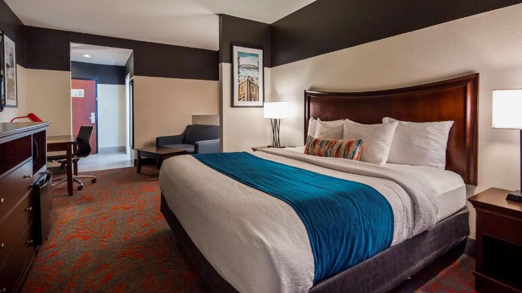 Best Western Plus Daphne Inn & Suites