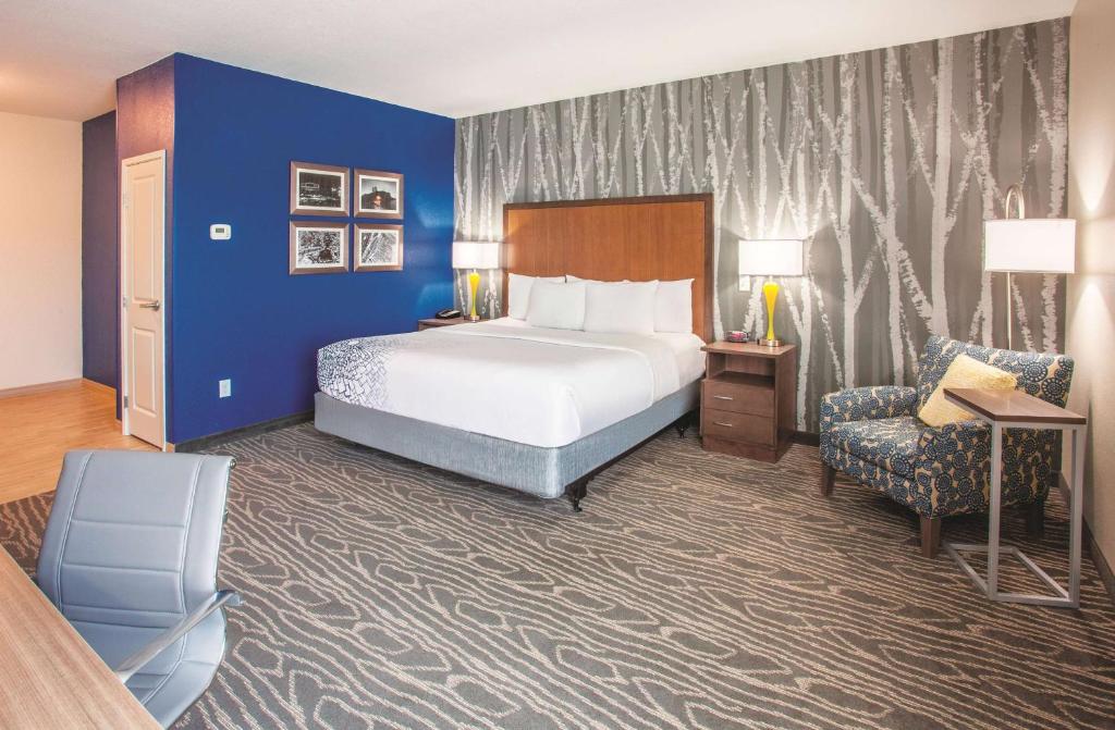 La Quinta Inn & Suites by Wyndham Duluth