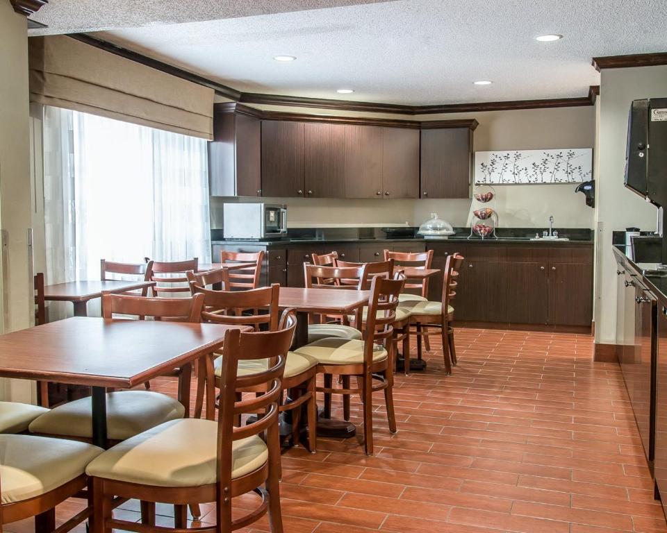 Baymont by Wyndham Flat Rock
