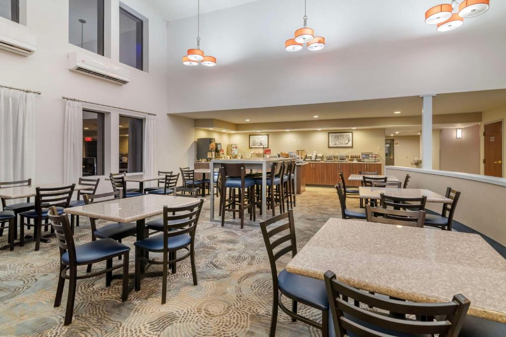 Best Western Plus Liverpool-Syracuse Inn & Suites
