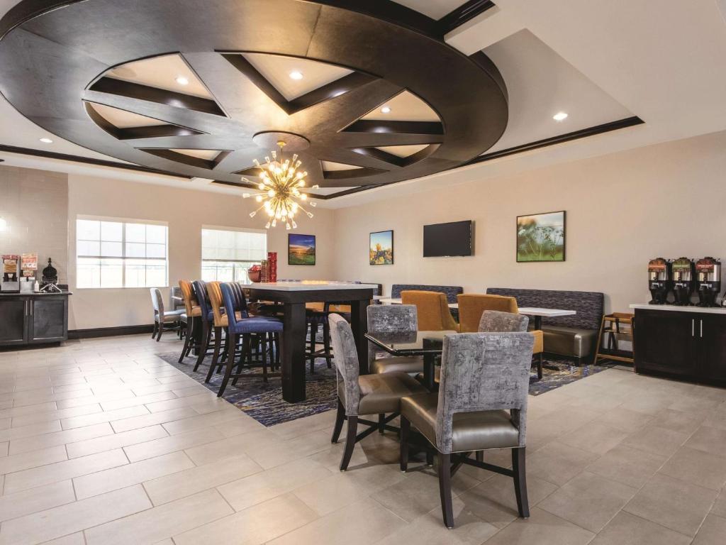 La Quinta Inn & Suites by Wyndham McKinney