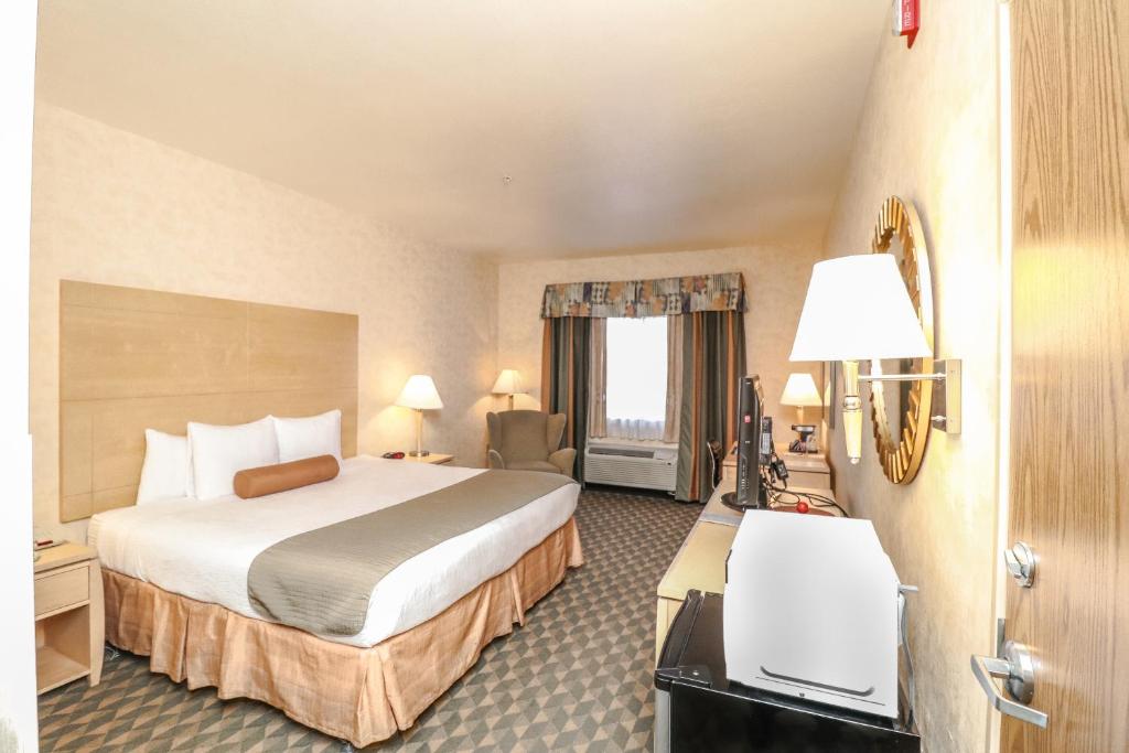 Best Western Plus North Las Vegas Inn & Suites