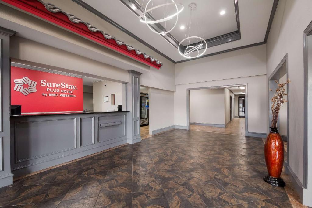 SureStay Plus Hotel by Best Western San Antonio North