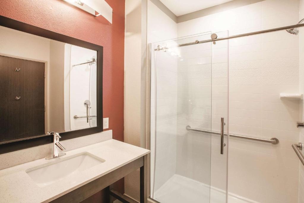 La Quinta Inn & Suites by Wyndham San Marcos Outlet Mall