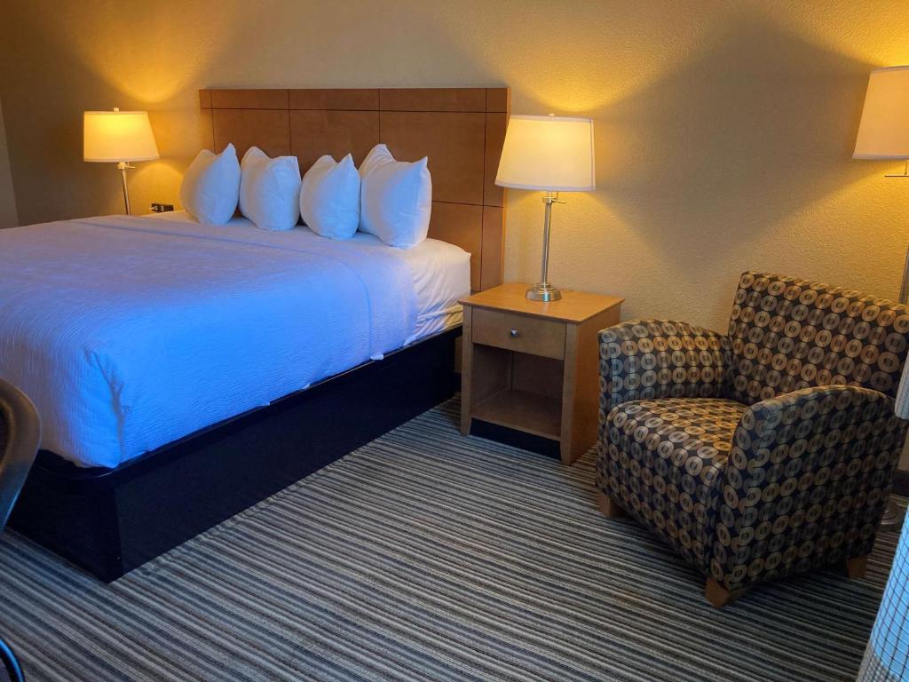Best Western Plus Reading Inn & Suites