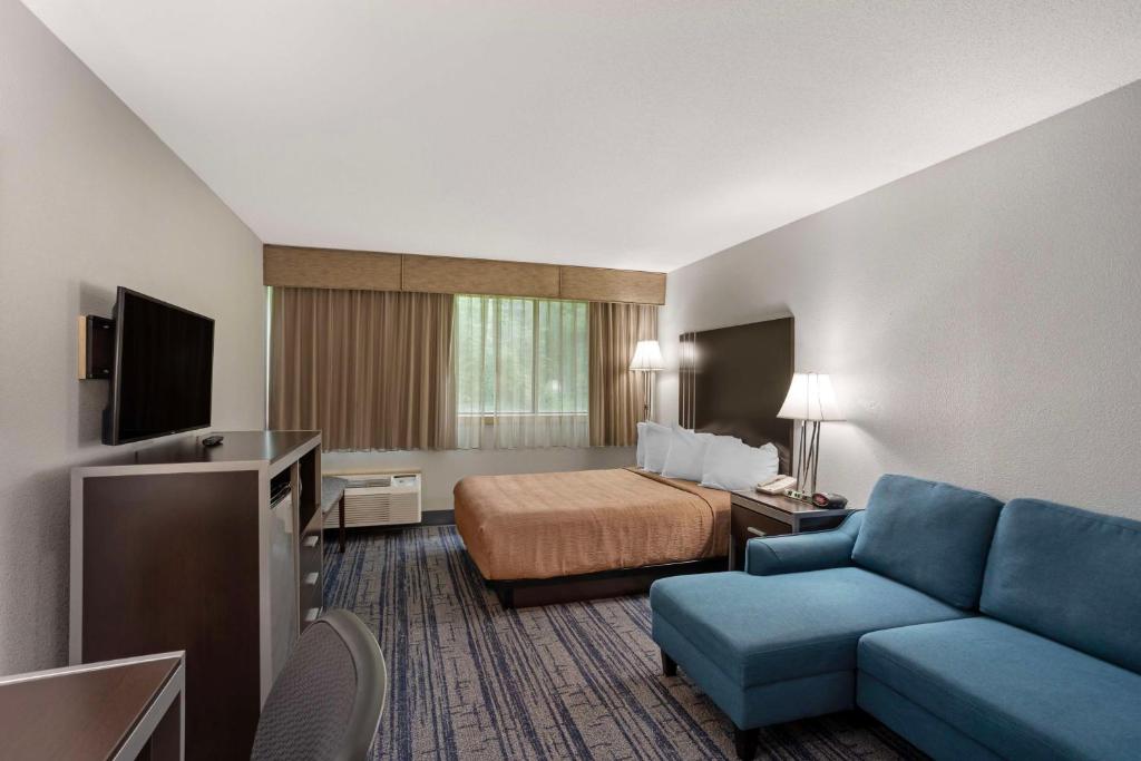 Best Western Plus Reading Inn & Suites
