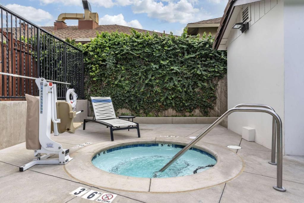 Best Western Rose Garden Inn
