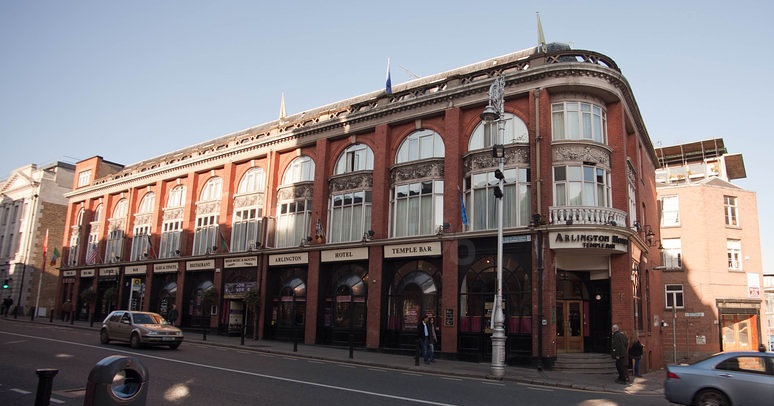 Arlington Temple Bar
