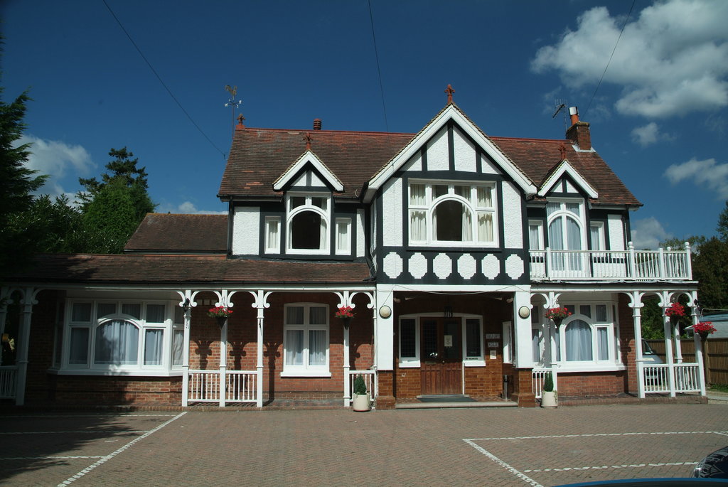 Gatwick Belmont Hotel