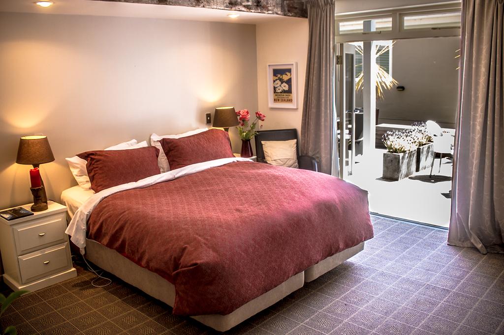 Queenstown House Boutique Bed & Breakfast & Apartments