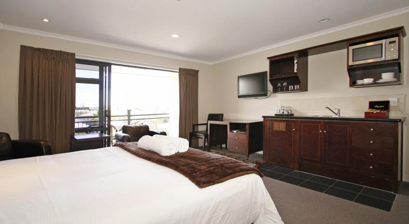 Aotea Motor Lodge - Direct