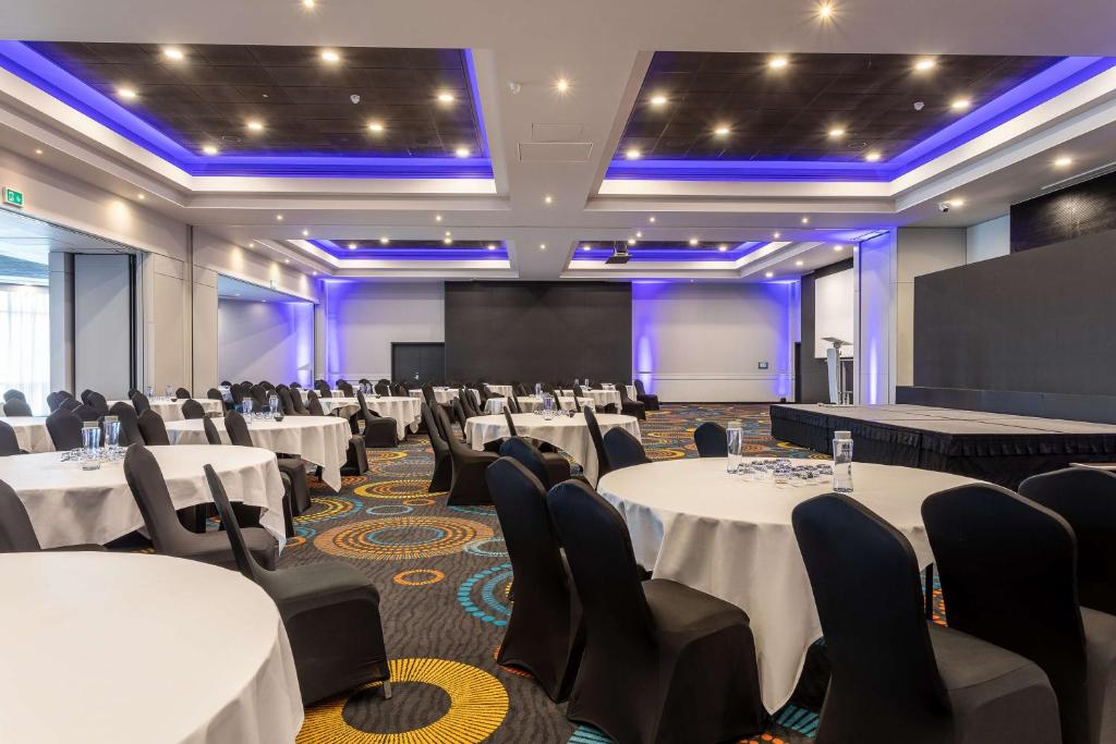 Park Inn by Radisson London Heathrow Airport Hotel