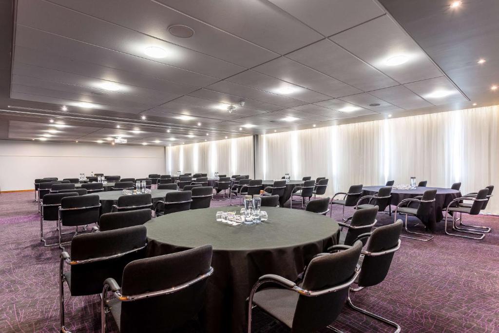 Park Inn by Radisson London Heathrow Airport Hotel