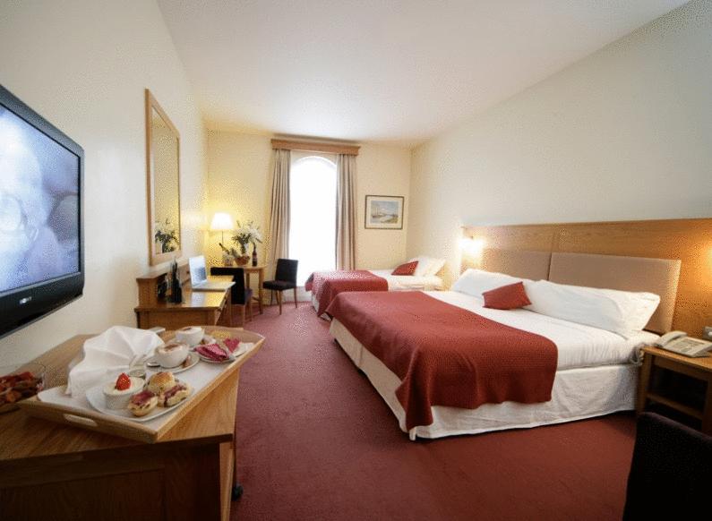 Dunadry Hotel