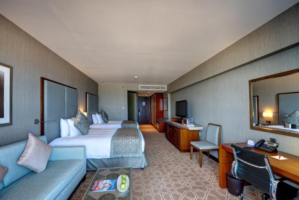 Crowne Plaza Duqm