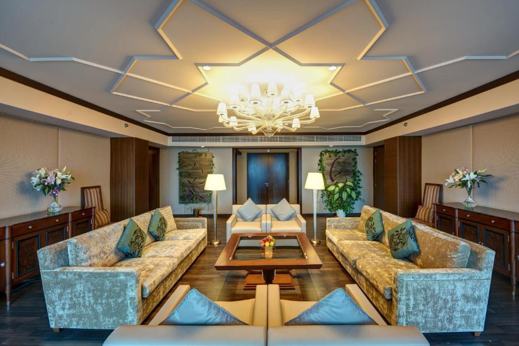 Crowne Plaza Duqm