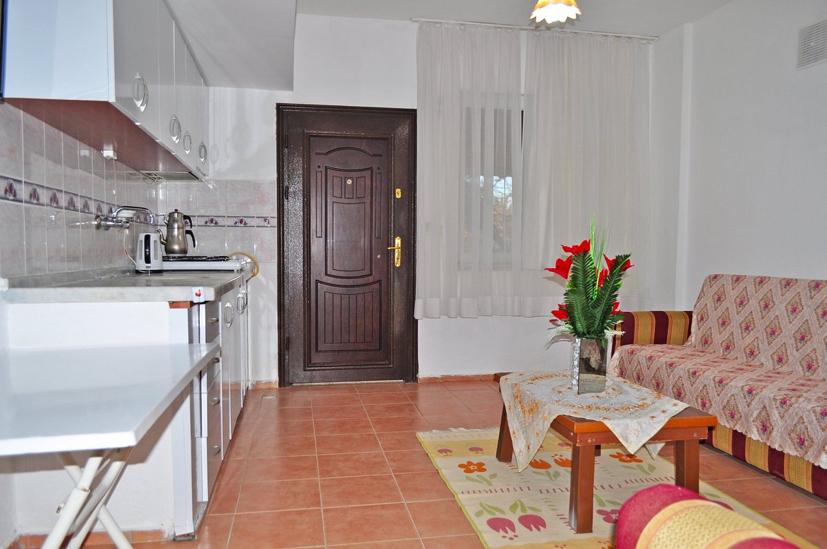 Mese Hotel And Apartments