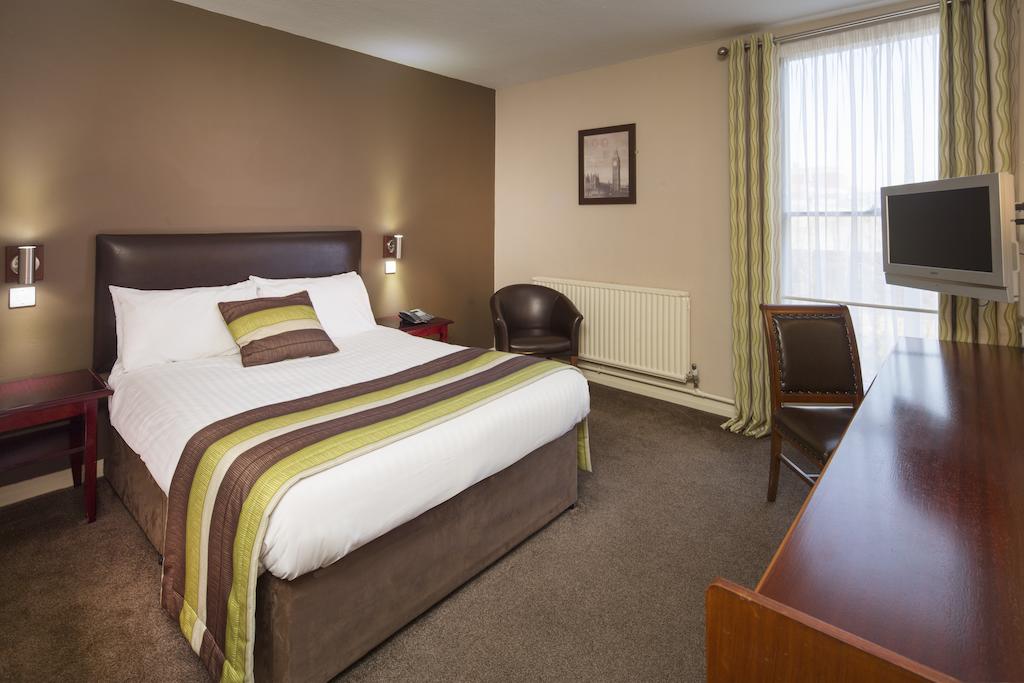 Corus St James Hotel
