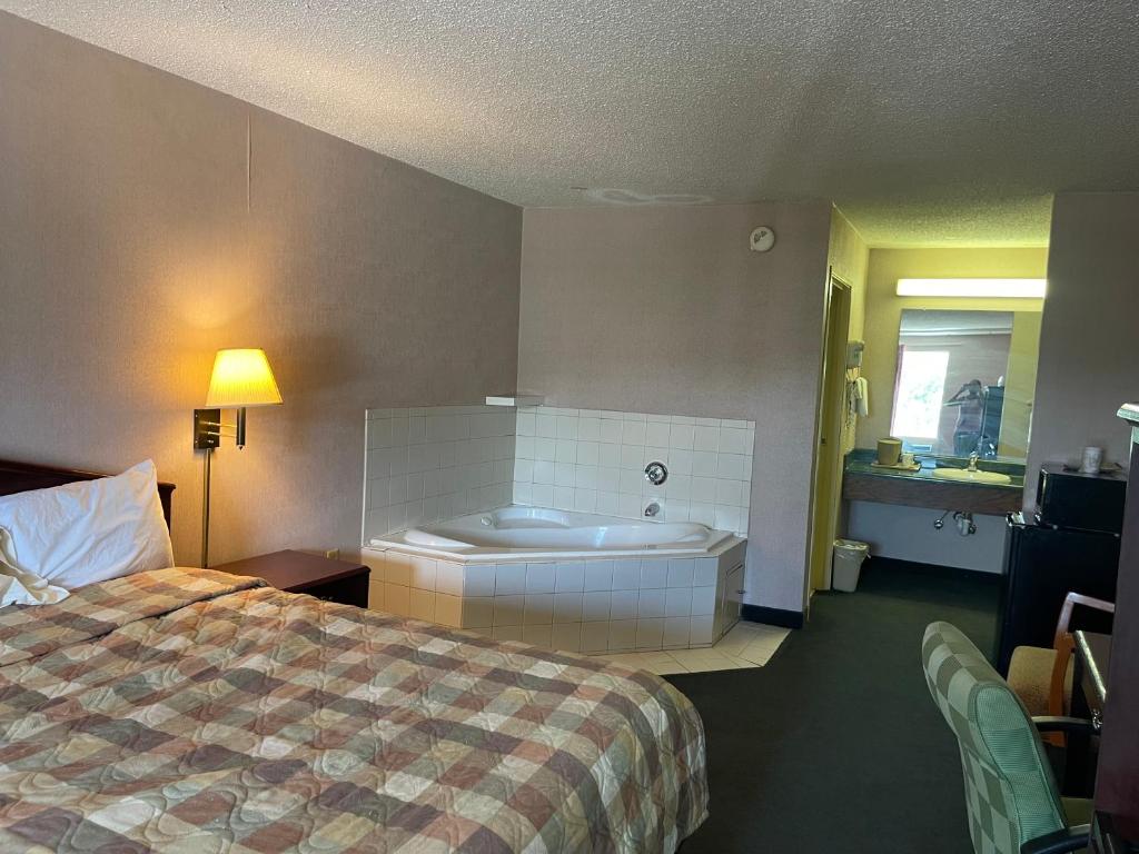 Red Carpet Inn Macon