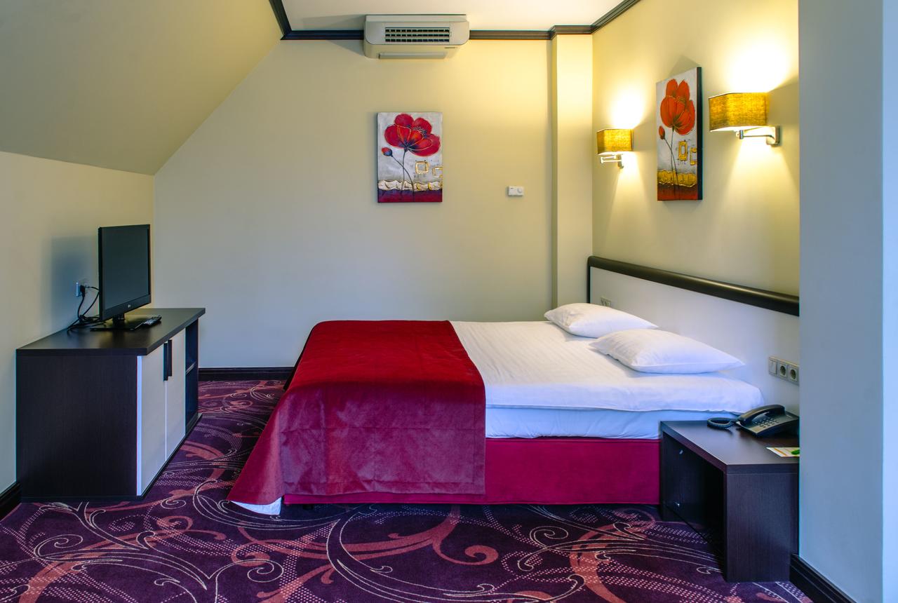 Park-Hotel Golosievo