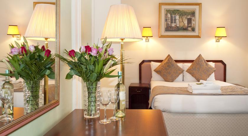 Astor Court Hotel