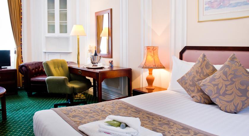 Astor Court Hotel