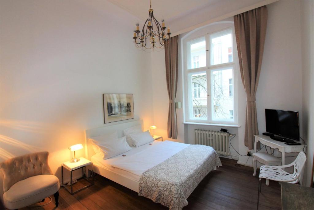 Hotel Midi Inn City West