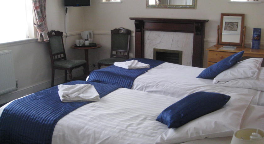 The Corner House Hotel Gatwick