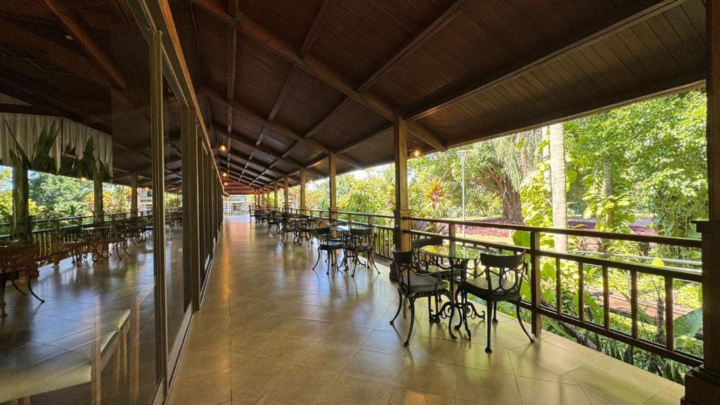 Hotel Raices Esturion
