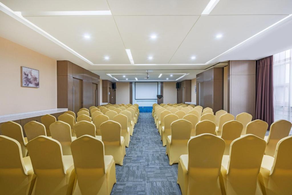 Holiday Inn Express Baoji City Centre