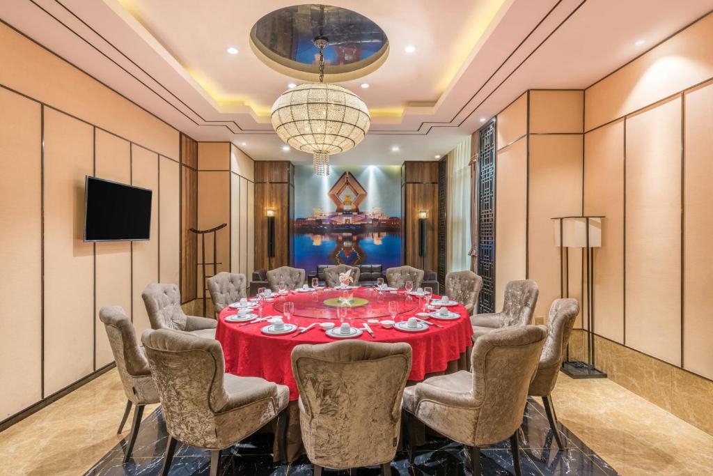 Holiday Inn Express Baoji City Centre