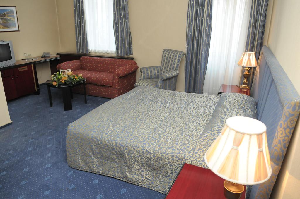 Ambassador Hotel Almaty